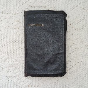 Holy Bible KJV Collins Clear Type Press Illustrated & Color Maps Vintage 1940s