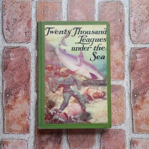 Vintage Book: Twenty Thousand Leagues Under the Sea Jules Verne Anton Fischer 1932