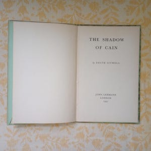 Vintage boek: eerste editie The Shadow of Cain England Poet Edith Sitwell Paracelsus References 1947