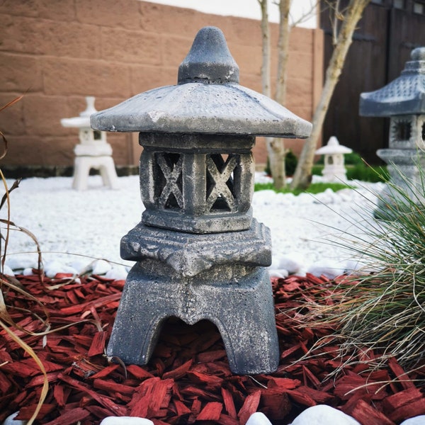 Japanische Steinlaterne Yukimi klein in Anthrazit Gartenteich Terrasse Koi-teich Pagode Asia Garten gestallten Asiatisch Home deko