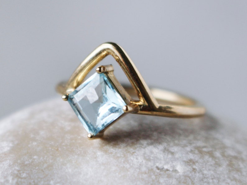 Solid gold engagement ring with princess cut blue topaz, Solitaire natural blue gemstone bridal ring, Gold November gemstone ring image 2