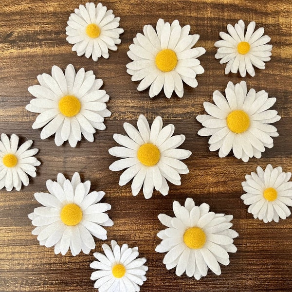 Loose felt daisies - set of 4 daisies for decoration, headbands, crafts