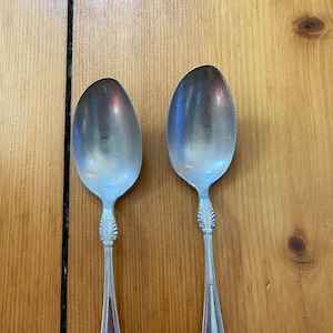 Pair of Gorham Patent 1880 Princess Louise Silverplate Spoons - 8.5&quot; - Set of 2