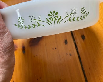 Vintage Glasbake Primrose Dream Casserole Dish - J2429 - Green Daisy Oven Proof  Ovenware - Mid Century Milk Glass - Bakeware -  USA