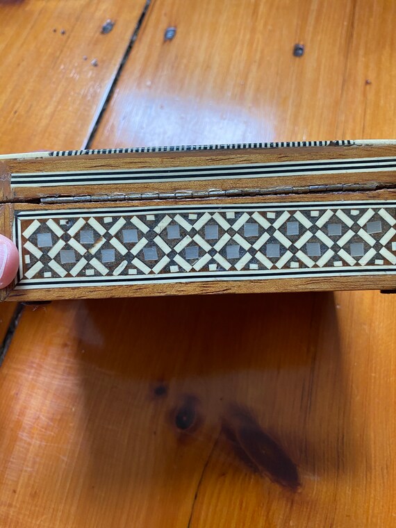 Lidded Wooden Box with Shell Inlay - Trinket Box … - image 7
