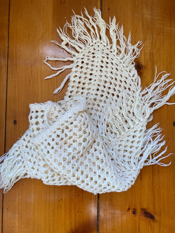 Vintage Handmade Crocheted Fringed Shawl - Granny 