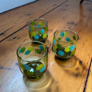 Vintage Libbey Green Glass Tumblers - Daisy Pattern - Set of 3