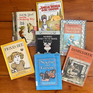 Vintage Classic Easy Readers- Vintage Hardcover Book Bundle - Library Decor - Set of 6 - Party Favors - collage materials