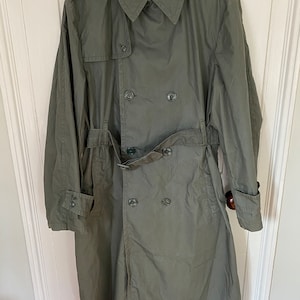 Vintage 1960s Men's Nylon Quarpel Army Green Raincoat DSA 100-67-C