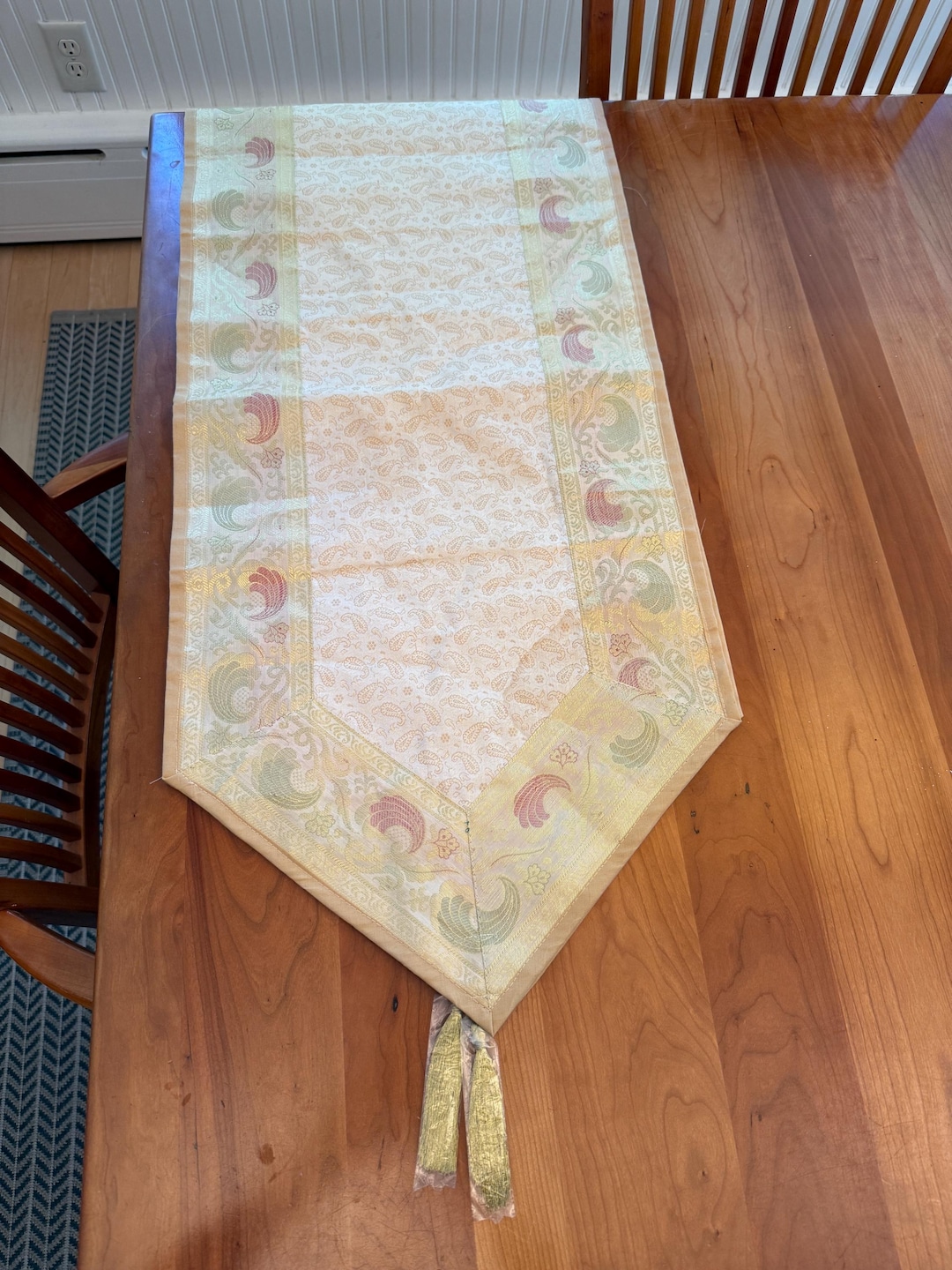 ペイズリー柄テーブルランナー - 長さ72インチ x 16インチ