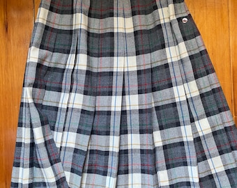 Vintage David Brooks Ltd Pleated Wool Skirt - Vintage Size 12 - Gray Plaid - Librarian Chic