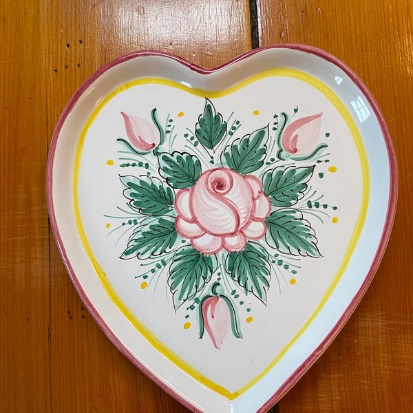 Deruta Italy Heart-Shaped Platter - Handpainted Plate - Majolica Pottery - Mothers Day - Rose Pattern