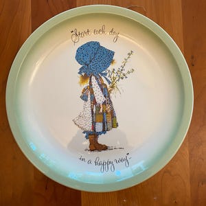 Holly Hobbie Collector Plate - &quot;Start each day in a happy way&quot; - 1972 American Greetings Collector&#39;s Edition - Made in USA
