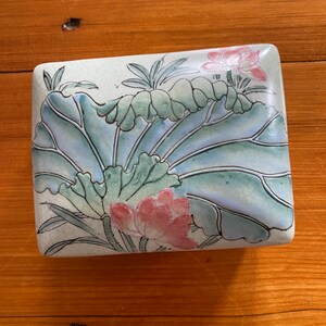 Vintage Porcelain Box Made in China Hand Painted in Macau - Lidded Trinket Dish - Vintage Home Decor