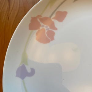 Vintage Essentials by Toscany Flowered Cake Stand - Fine China - Made In Japan - Mother's Day - Spring Wedding