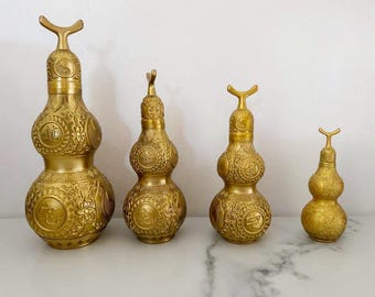 Brass Feng Shui Gourd Amulet | Attracts wealth and good fortune, promotes health and safety, and protects the home.