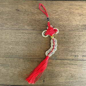 Brass Chinese Feng Shui I Ching Divination Coins 5 Coin Red Tassel Ancient Chinese Dynasty Time Coin Good Luck Health Wealth
