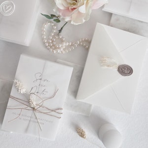 Personalisierte Save the Date Karten , Einladung zur Hochzeit, transparenter Karteneinbund, Wachssiegel, Hochzeitskarten