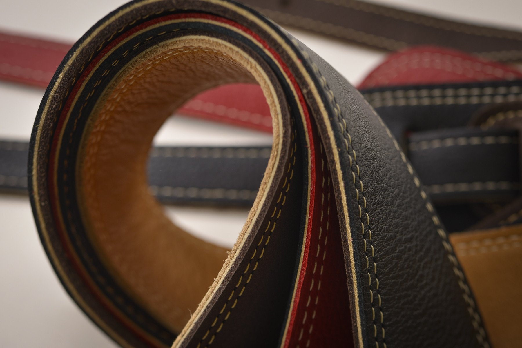 Reversible Guitar Strap 3-ply Glove Leather 