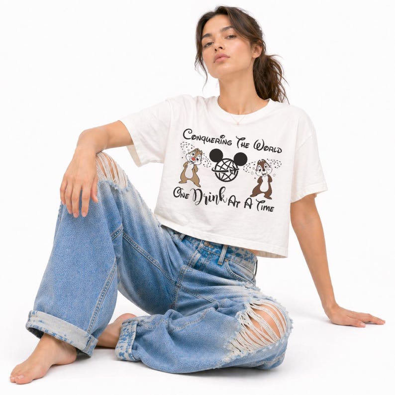 conquering the world crop tee trendy vacation drinking shirt girls trip cropped top