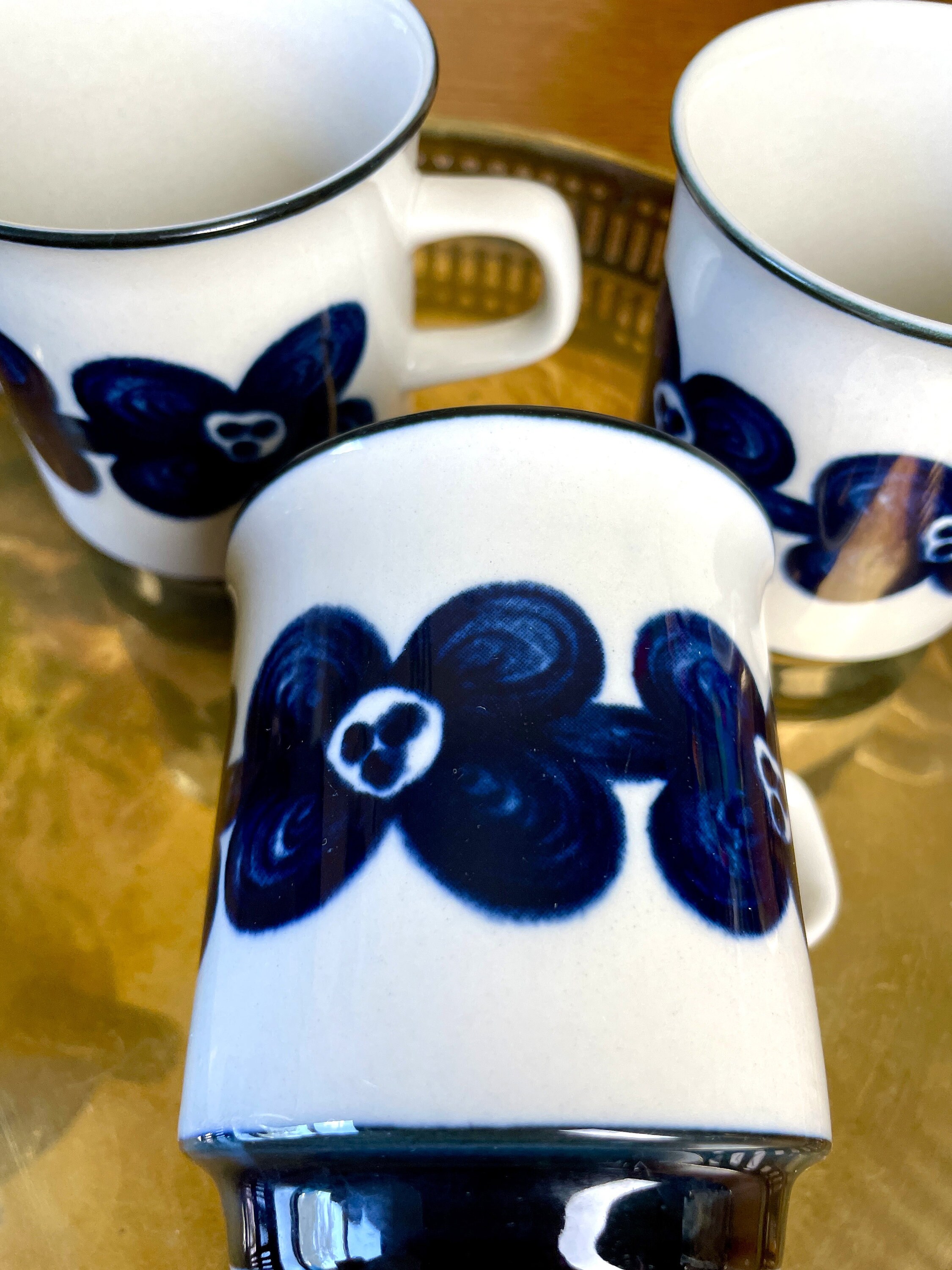 Vintage Four Mugs and Matching Creamer Set Japanese Stoneware Blue Flower  Orchid by Design Four 6oz Square Handles Mid Century Wabi-sabi - Etsy