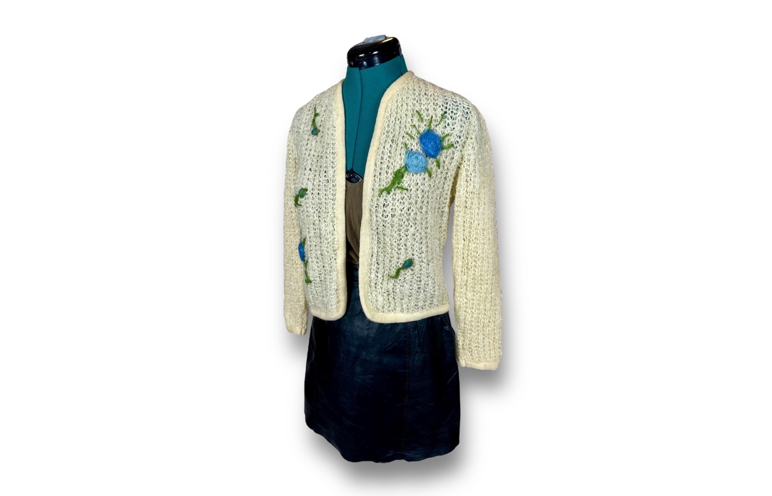 トップス Vintage 50s 60s mohair knit cardigan Vintage Fuzzy Mohair Cardigan 50s 60s Open Knit Cropped