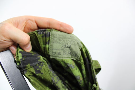 Vintage Camo Pants / Canadian Military Green Camo… - image 8
