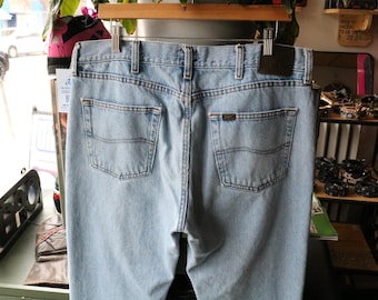 Calça jeans Lee | Jeans vintage dos anos 2000, lavagem clara, corte regular | Calça clássica de cinco bolsos para o dia a dia