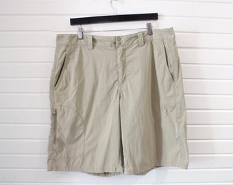 Pantalones cortos Merrell Outdoor / Pantalones cortos de senderismo ligeros y vintage / Ropa de trail funcional con bolsillos con cremallera