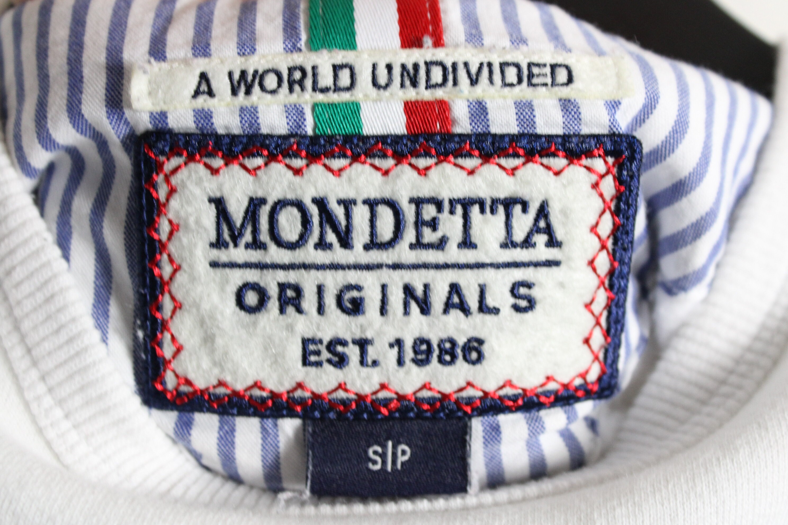 Mondetta Originals