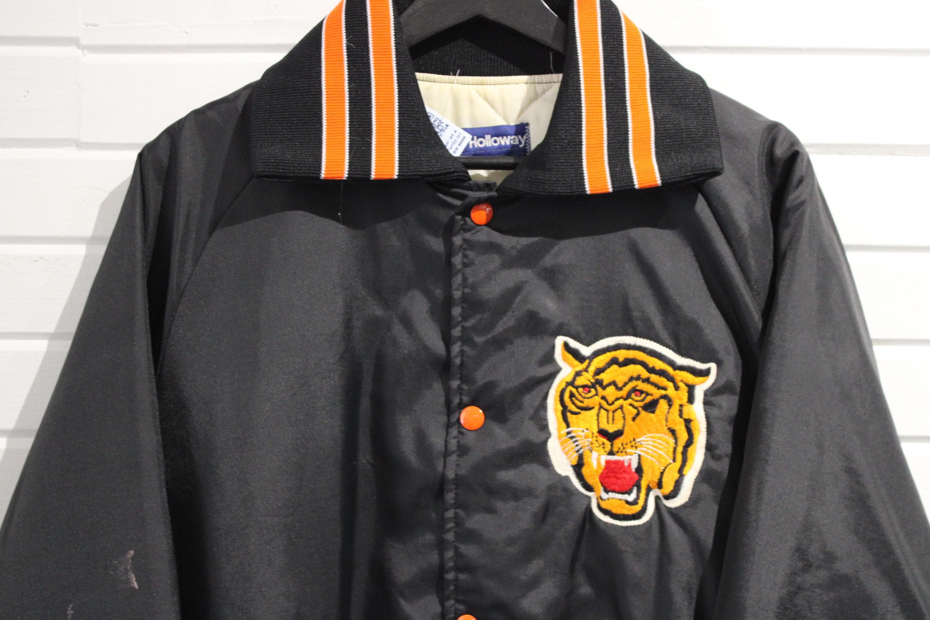 ジャケット・アウター old Holloway teddy jacket VINTAGE Y2K HOLLOWAY BLACK RED COAT JACKET WINDBREAKER LINED