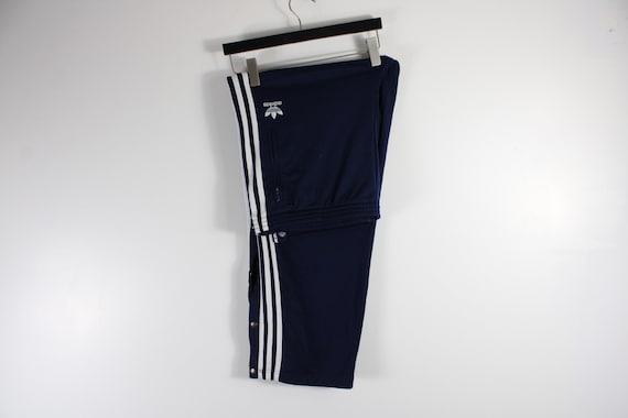 Adidas windbreaker hotsell joggers