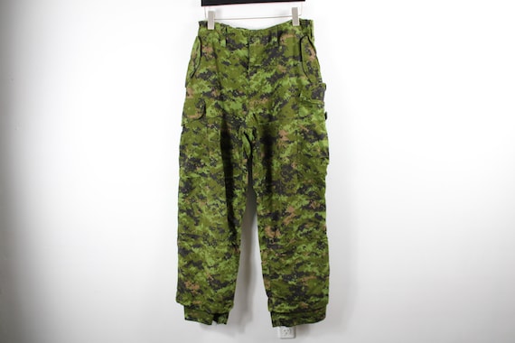 Vintage Camo Pants / Canadian Military Green Camo… - image 1