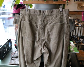 Calça Tommy Hilfiger | Vintage anos 2000, veludo cotelê bege, cinco bolsos, corte reto | Calça casual para o dia a dia