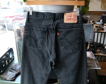 Pantalones vaqueros Levi's / Estilo vintage de los años 2000, negros, lavados, de corte ajustado / Estilo clásico de 5 bolsillos