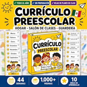 Può includere: Un set di curriculum prescolare con un raccoglitore giallo che presenta illustrazioni di tre bambini che imparano, circondato da schede di piani di lezione mensili, etichettato con testo tra cui 'CURRÍCULO PREESCOLAR', 'HOGAR', 'SALÓN DE CLASES', 'GUARDERÍA', '44 SEMANAS', '1,000+ PÁGINAS' e '10 ÁREAS DE APRENDIZAJE'.