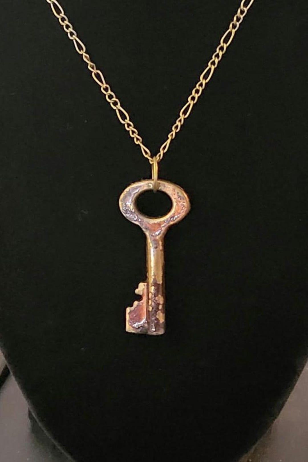Skeleton Key Necklace With Diamond Cut Figaro Chain in Bronze Plated ...