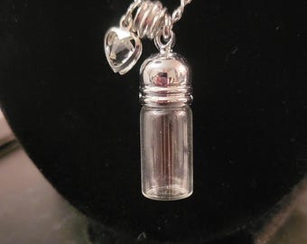 Collar con colgante de frasco de vidrio: dije de corazón de cristal, cadena de acero quirúrgico