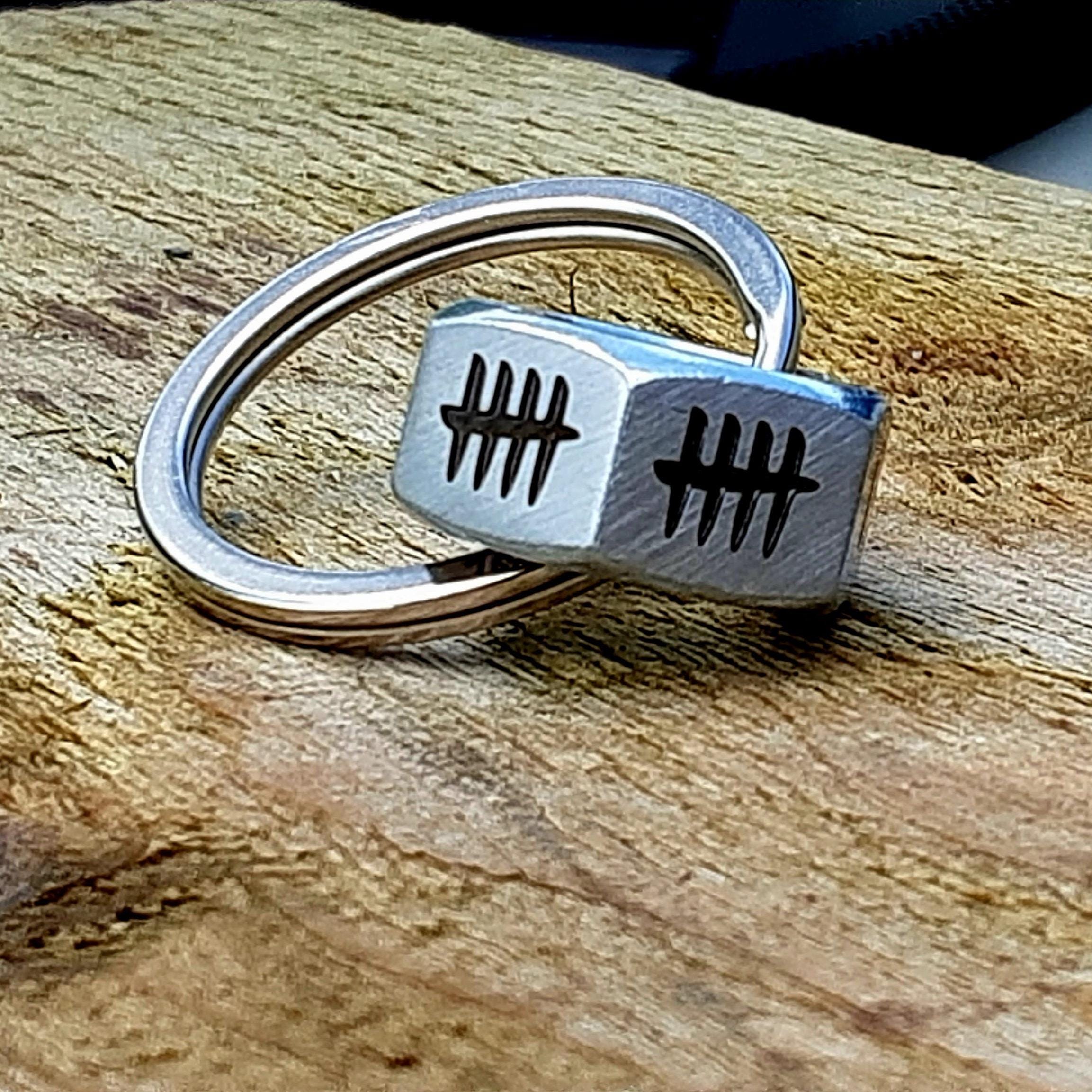 10 TALLY MARK Nut Keyring Husband Wife Gift For Men wife 10th Wedding Anniversary Personalised 10 Years Keyring Keychain Tin year