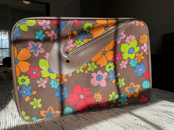 Vintage Floral Luggage Set - image 5