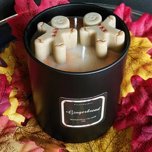 Gingerbread Scented Candle/Luxury Matt Black Jar/Handcrafted Highly Scented Soy Candle