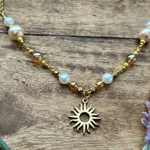 Sunflower Glass Beaded necklace in Gold | Fairycore | Whimsigoth | Wicca |