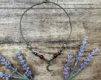 Whimsigoth Moon Bourgondische kralenketting in brons | Fairycore | Glimlach | natuuronderzoeker |