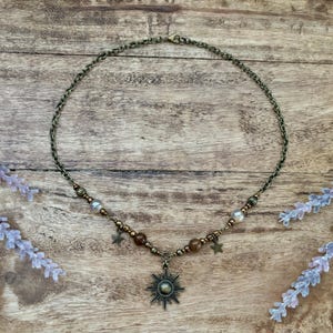 Collar Whimsigoth Sun Auburn con cuentas en bronce / Fairycore / Whimsicle / naturalista / imagen 2
