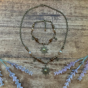Collar Whimsigoth Sun Auburn con cuentas en bronce / Fairycore / Whimsicle / naturalista / Necklace+Bracelet