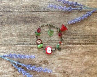 Fantazyjna bransoletka z koralików w kształcie jabłka w kolorze brązu | Whimsigoth | Cottagecore |