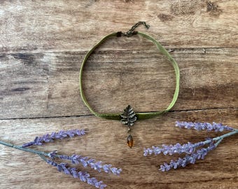 Whimsigoth Bronze Herbst Blatt mit Samtband Halskette | Feenkern | Wunderbuch | Naturforscher |