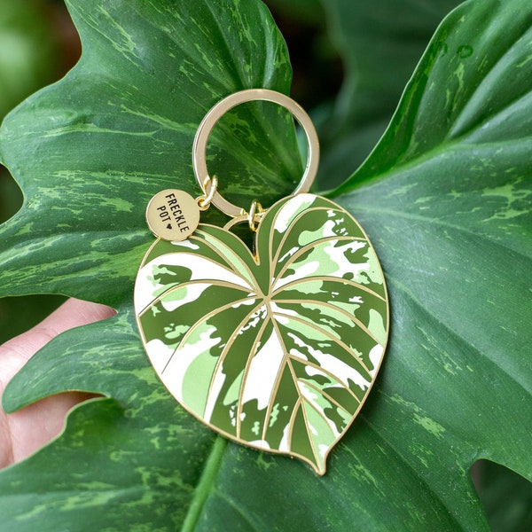 Tropical Plant Leaf Enamel Keychain | Plant Lovers Gift Gold Botanic Keyring Plant Mom Dad Bag Charm Monstera Pink Princess Clarinervium