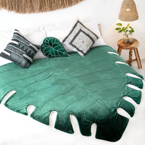 Giant Monstera Leaf Flannel Sherpa Fleece Throw Blanket Quilted Large Velvet Tropical Plant 2m x 2m image 5
