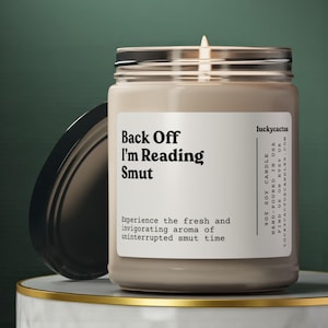 Smut Reader Candle, Smut Books Lover Gift, Bookish Gift, Smut Book, Spicy Book Reader, Smut Lover, Dark Romance Reader, 9oz Soy Candle